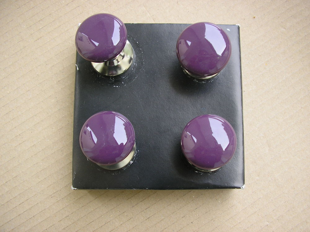 4 Boutons de Tiroir 11 N�mes (30)