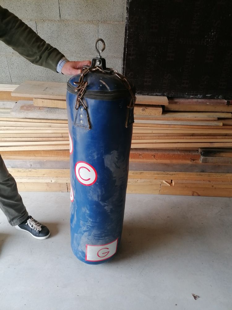 Sac de boxe 100 La Romagne (49)