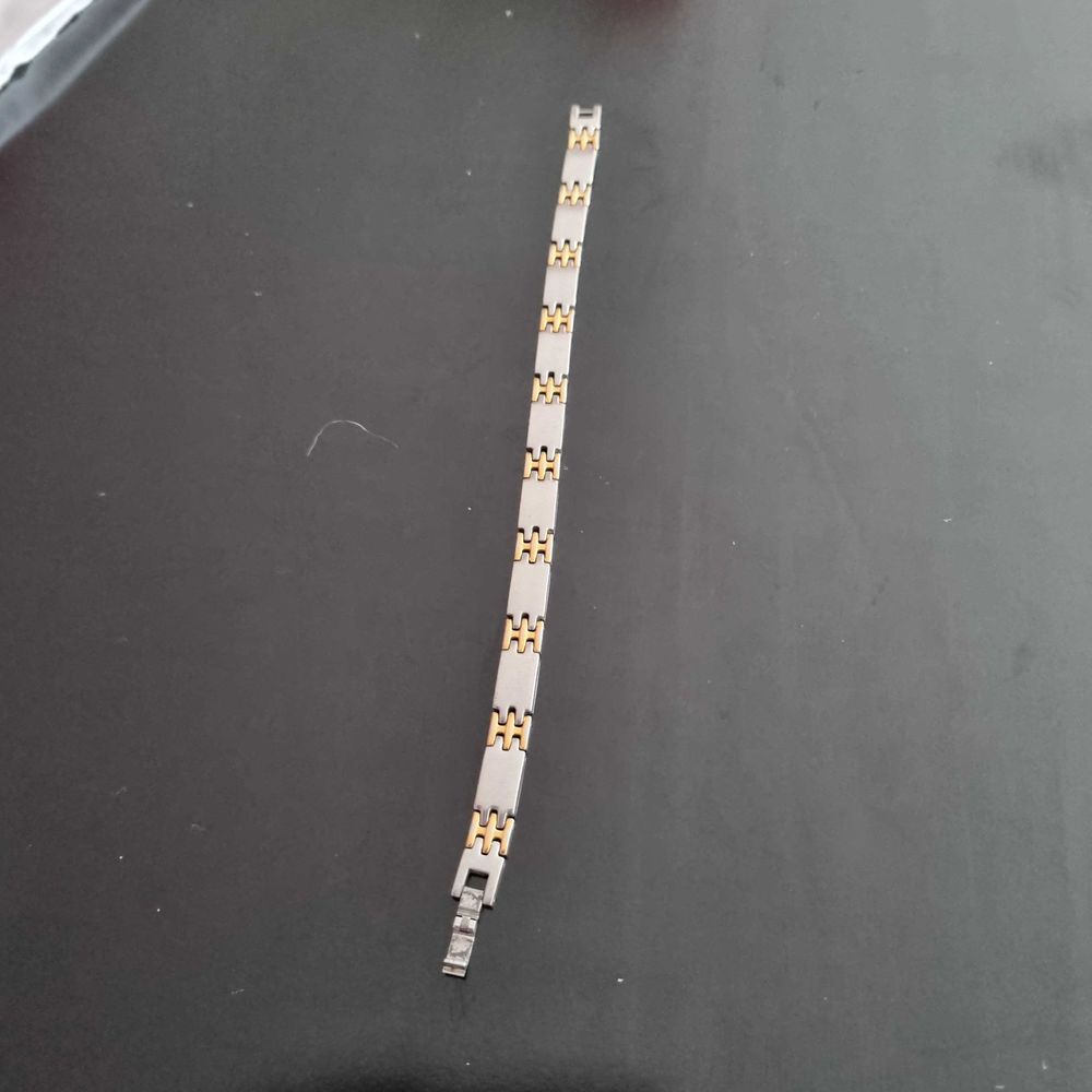 bracelet en acier 10 Montferrier-sur-Lez (34)