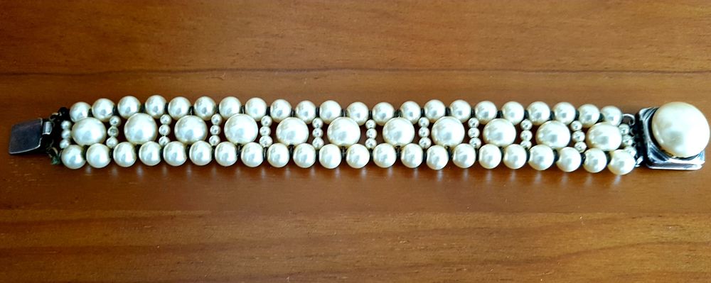 Bracelet  ancien en perles de culture 250 Marignane (13)