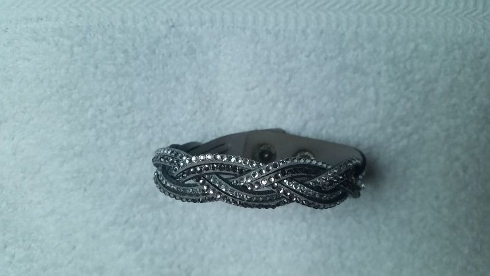 Bracelet cuir gris tress� et strass 0 Hem (59)