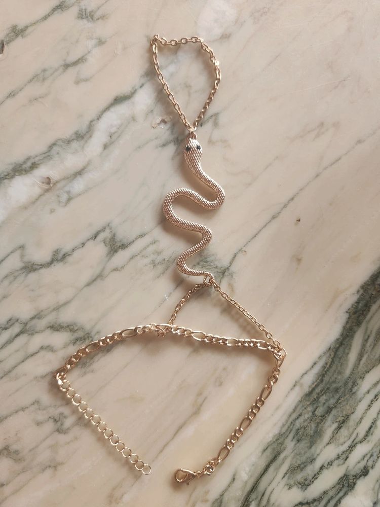 Bracelet doigt serpent 15 Saint-Martin-Lars-en-Sainte-Hermine (85)