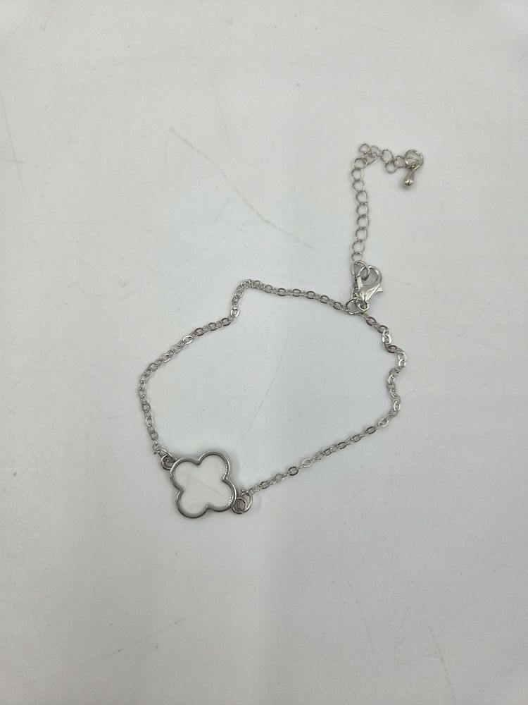 Bracelet fantaisie couleur argent 1 Vulbens (74)