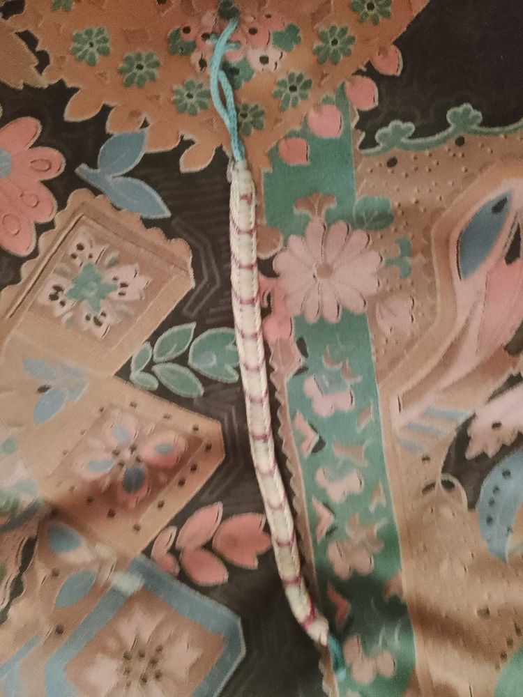 bracelet en fils multicolores artisanal. 4 Carqueiranne (83)