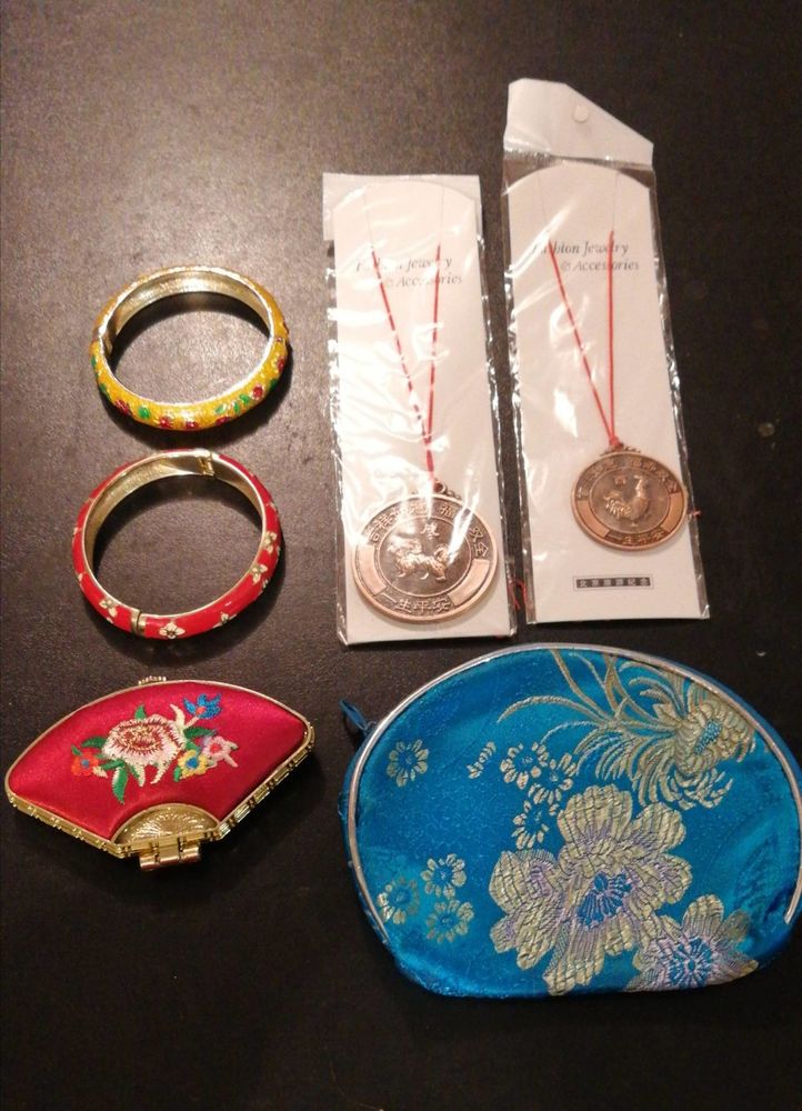 Bracelet � fleur en �mail pour femme 2 Lyon 8 (69)