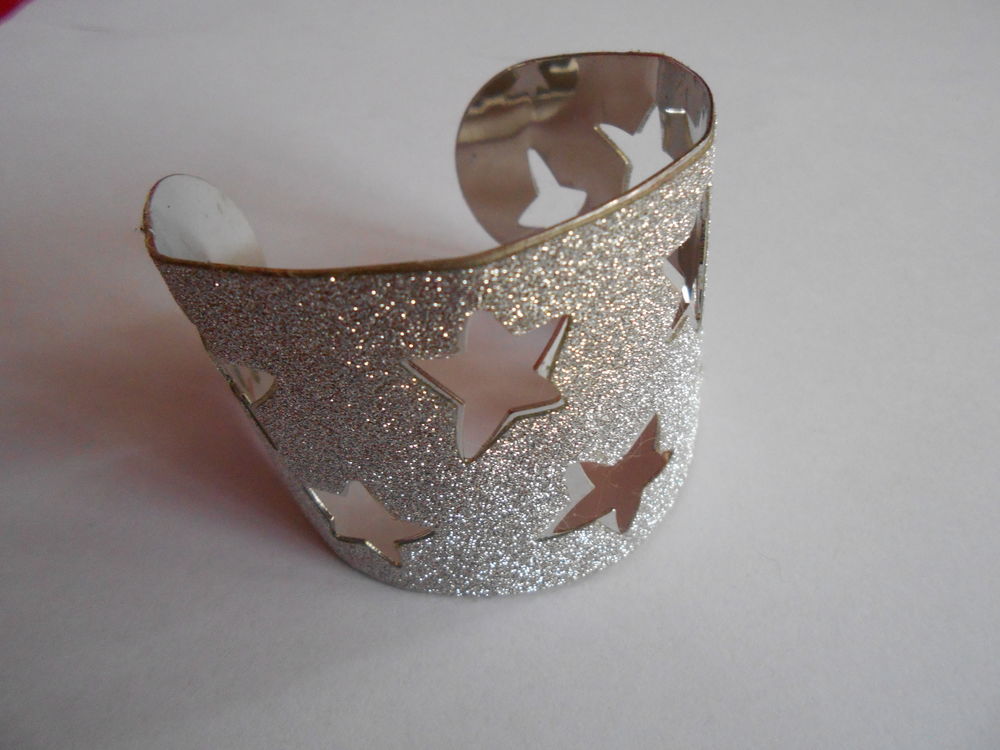 BRACELET MANCHETTE 12 Chevigny-Saint-Sauveur (21)