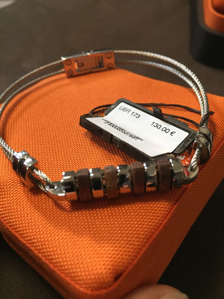 bracelet marque com�te UBR 173 130 La Ciotat (13)