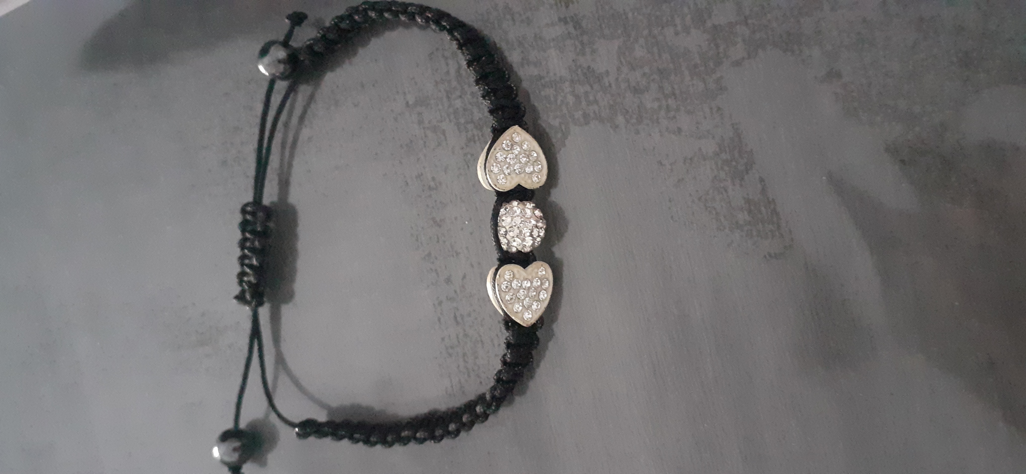 Bracelet  reglable avec coeur strass. Neuf 5 Dijon (21)