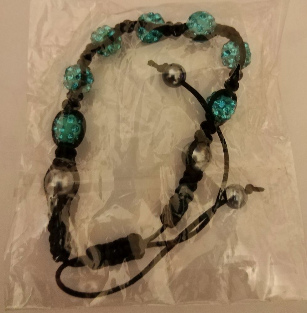 Bracelet shamballa perles Saphir bleu 2 Baignes-Sainte-Radegonde (16)