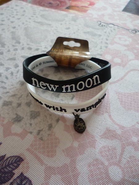 Bracelet twilight cullen cin�ma film edward vampir 2 F�ves (57)