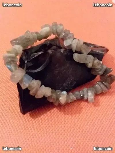 Bracelets extensibles vari�s en pierre de gemme 4 Pont-du-Ch�teau (63)