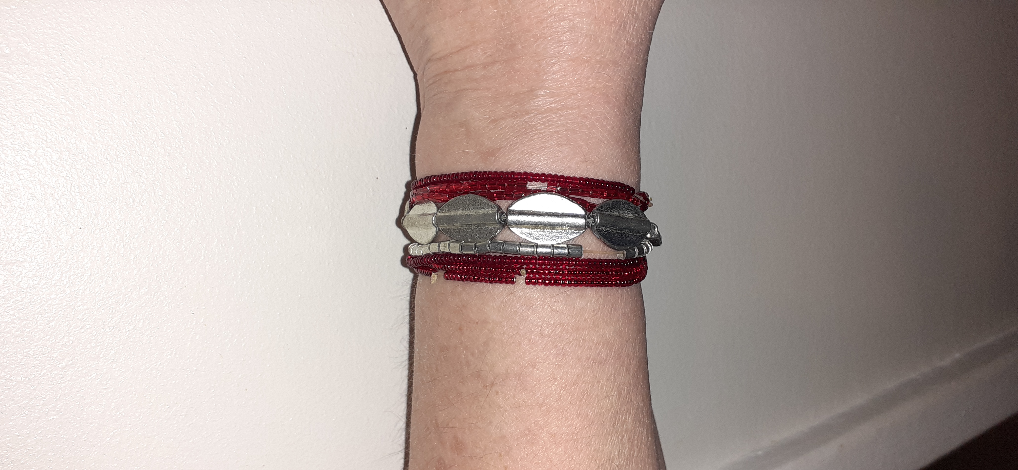 Bracelets  neuf avec  pochette  cadeaux 30 Viry-Ch�tillon (91)