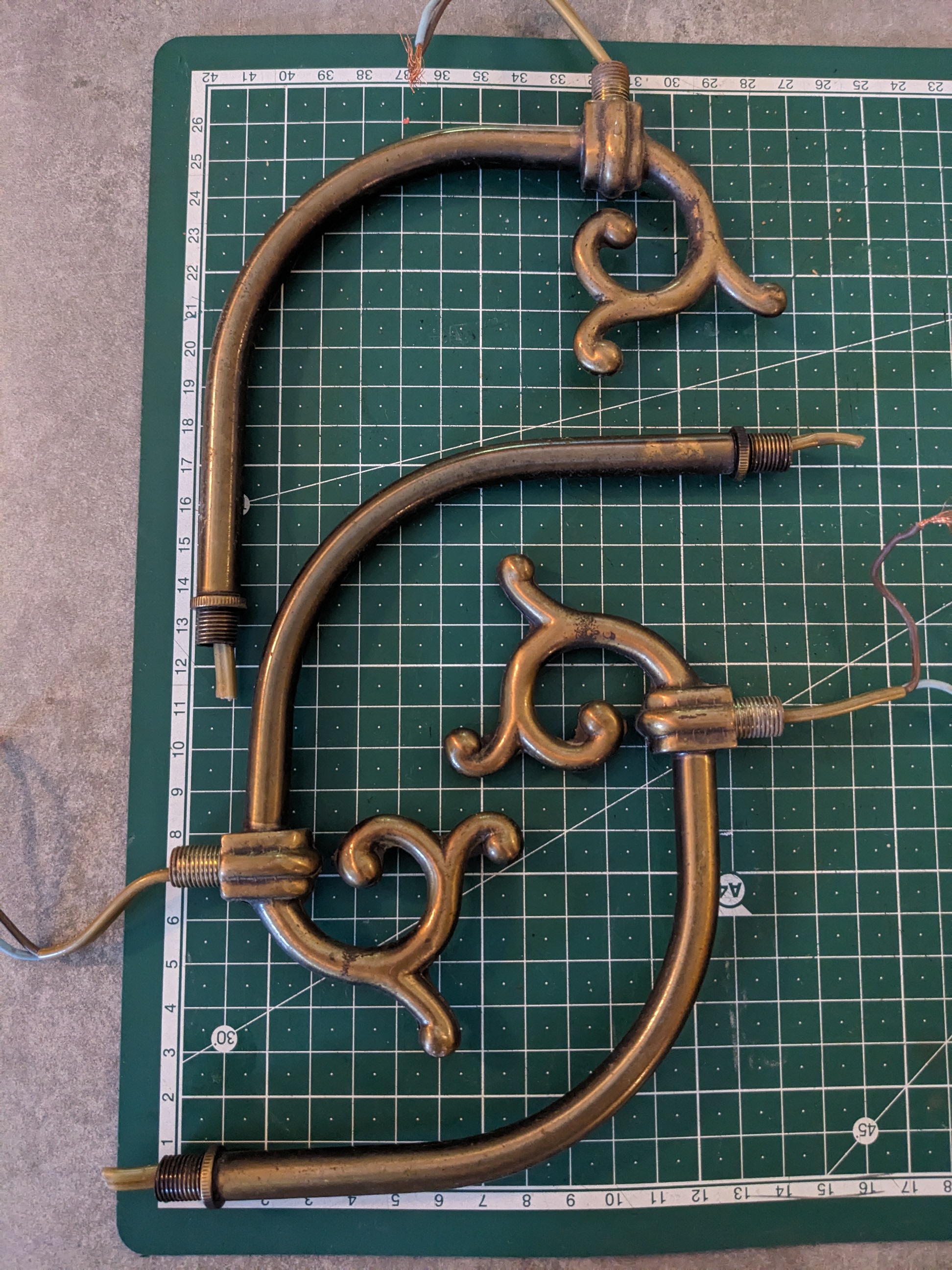 3 bras en laiton tube filet� ouvrag�s Pi�ce de lampe lustre 6 Marseille 13 (13)