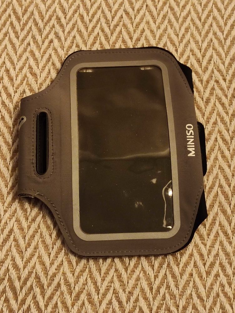 brassard pour portable 5 Garches (92)