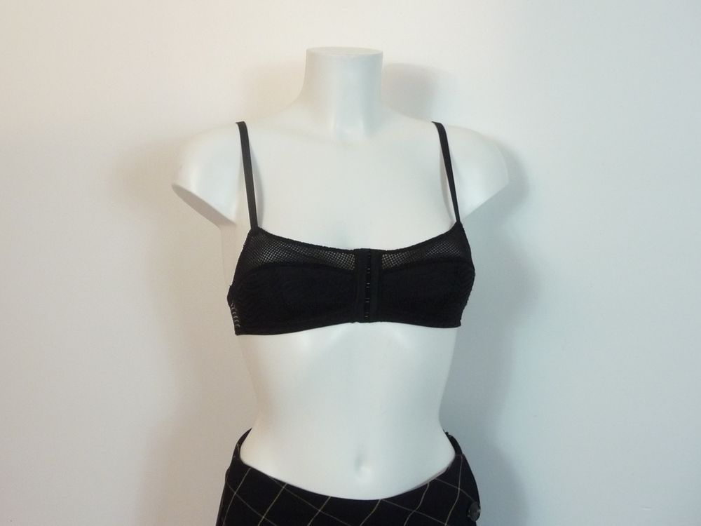 Brassi�re Noir Bretelles R�glables- 85A-Monoprix 5 Paris 15 (75)