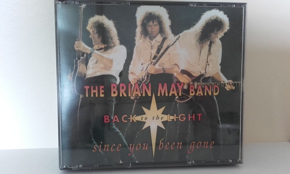 Brian May (Queen) : Since You Been Gone - Live Osaka 1993 (J 50 Angers (49)