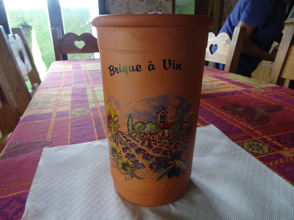 brique a vin 8 Merville (59)