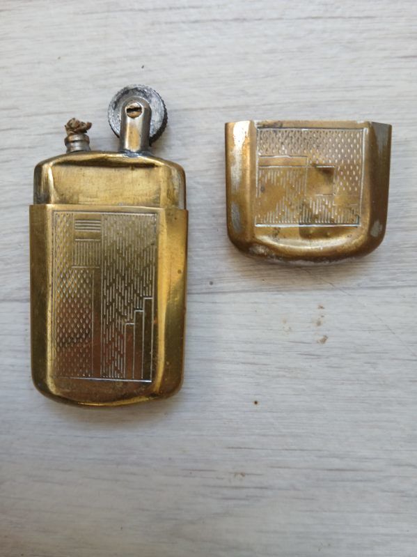 Briquet ancien 3 La Rochelle (17)