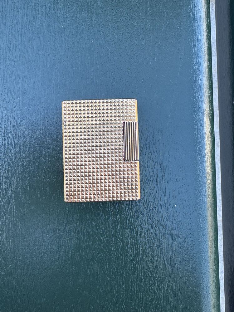 Briquet Dupont 
85 Paris 12 (75)