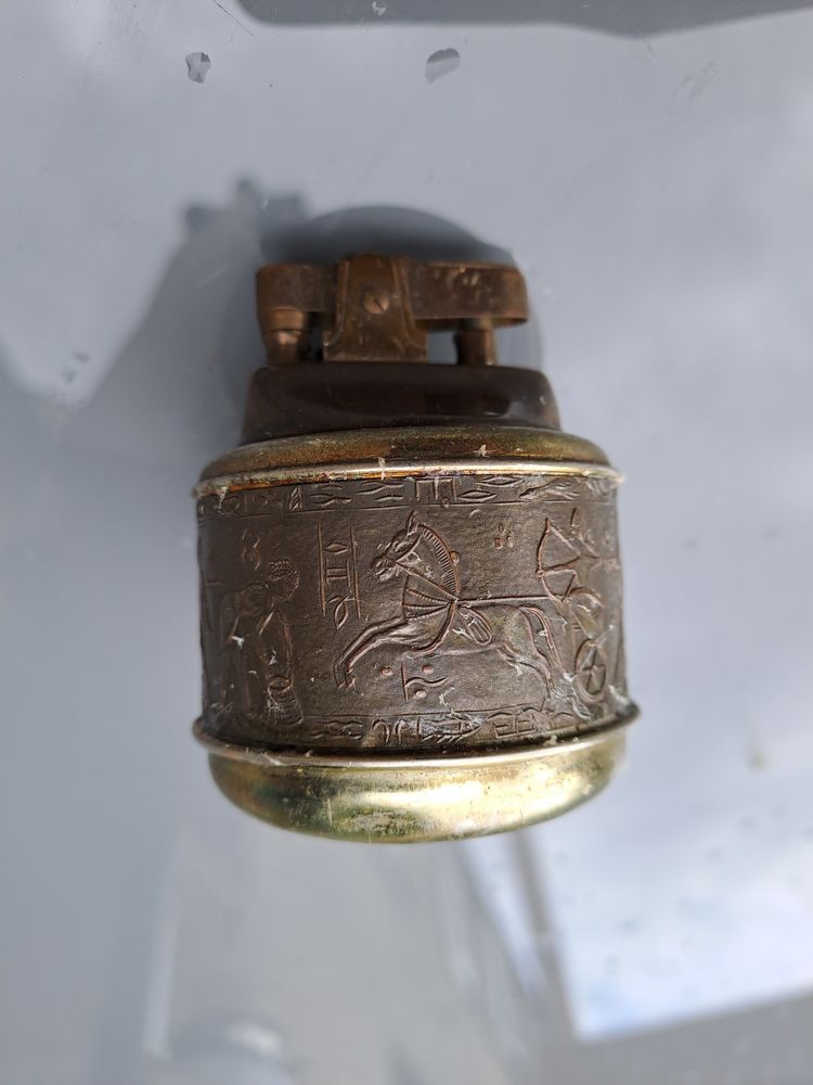 briquet egyptien 90 Montceaux-l�s-Provins (77)