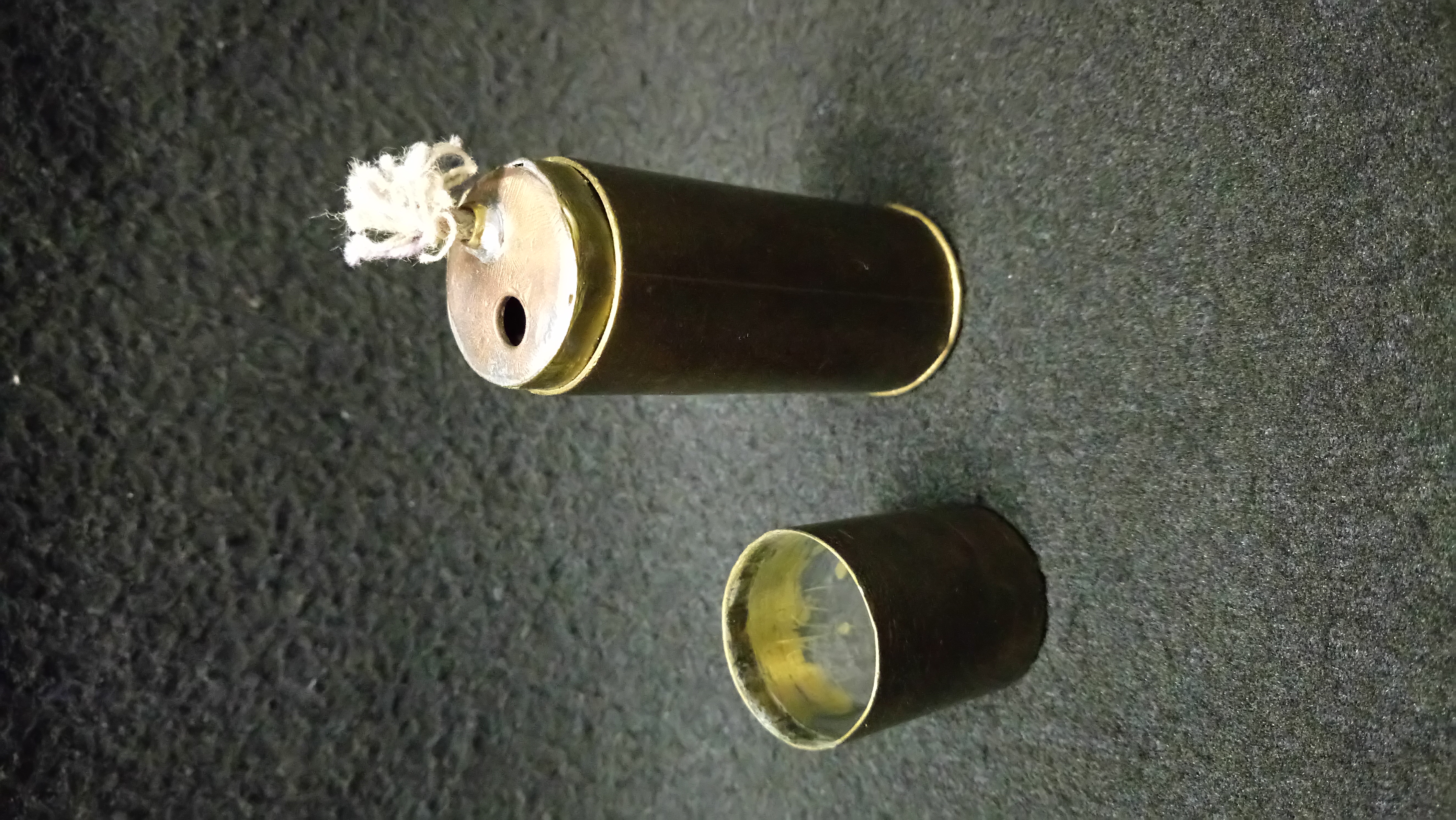 briquet de poilu 14/18 + douille 12 Roanne (42)