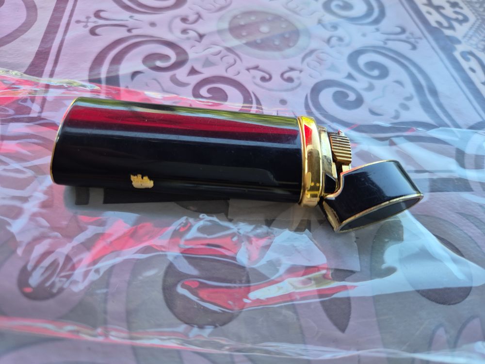 Briquet Yves Saint Laurent 80 Saint-Blaise (74)