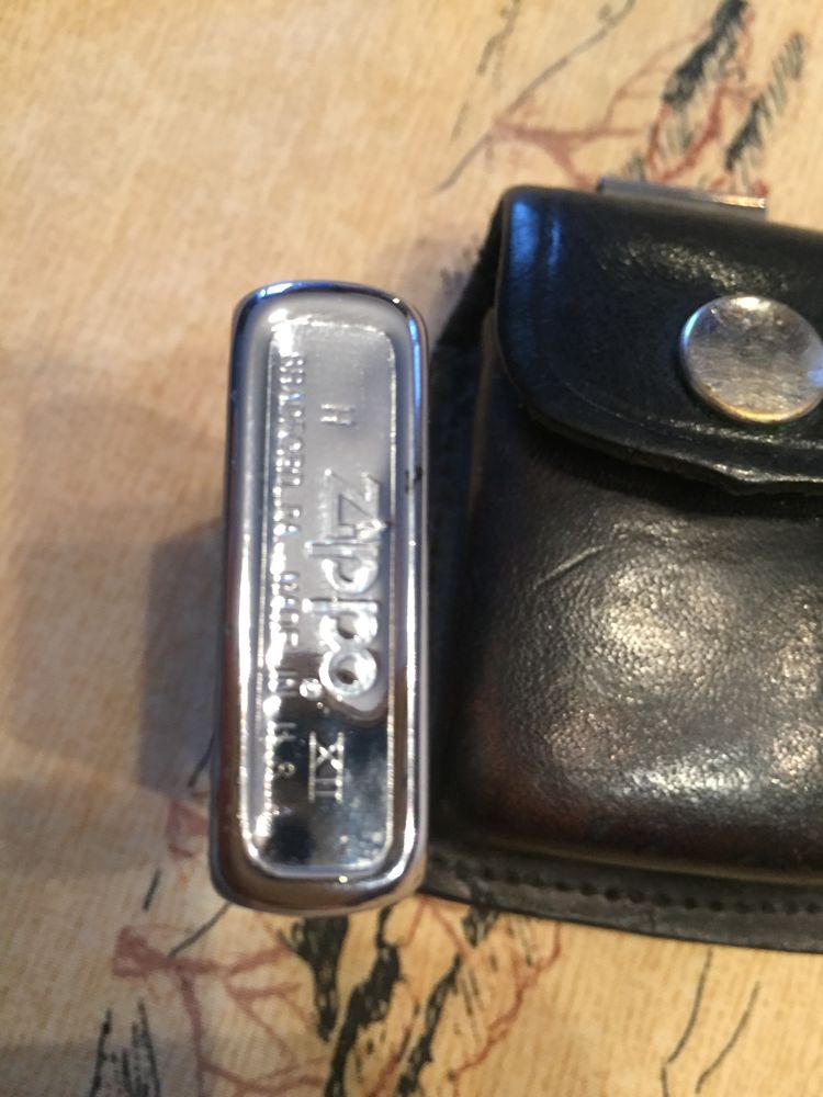 Briquet ZIPPO authentique avec �tui cuir noir 30 La Mulati�re (69)