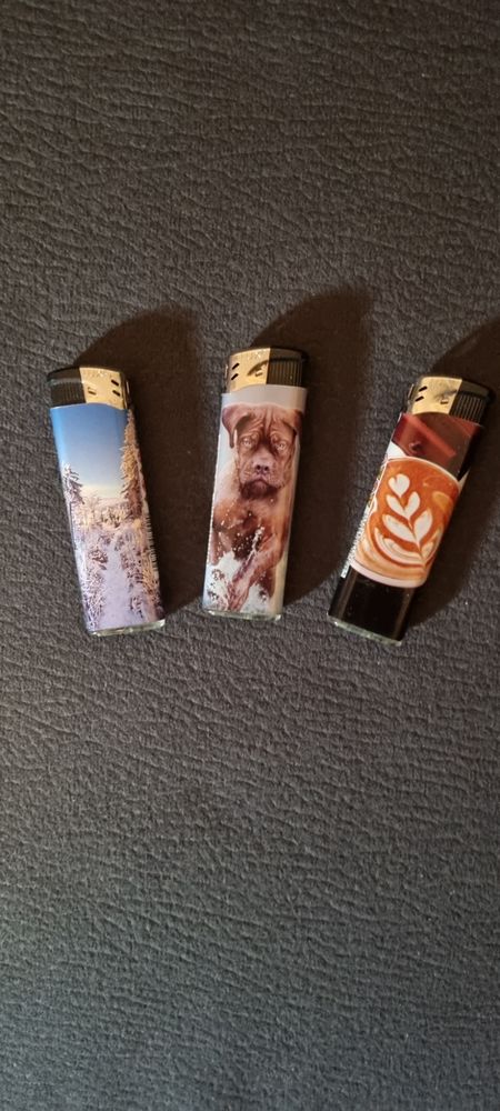 3 Briquets vides � remplir 1 Aix-les-Bains (73)