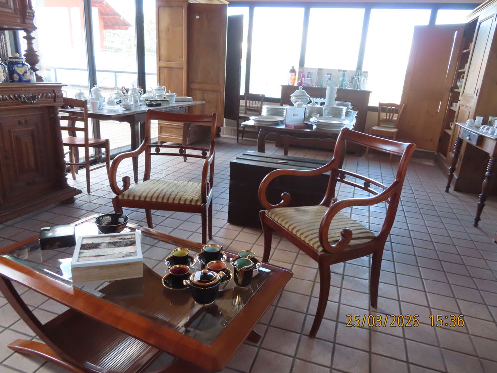 Brocante, vide-maison LOUBEYRAT
0 Loubeyrat (63)