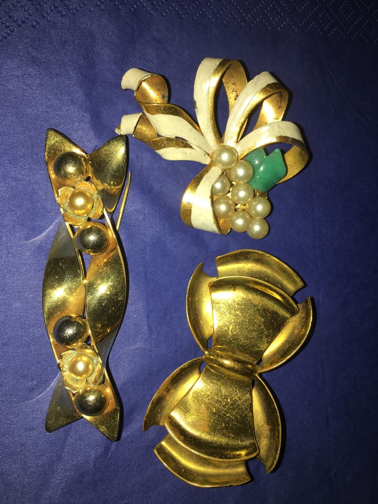 3 broche ann�e 1950 10 Marseille 8 (13)