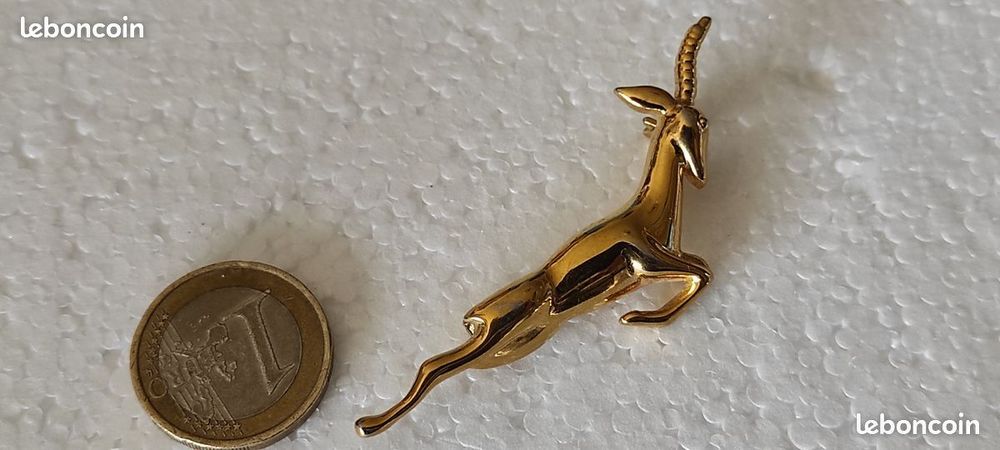 BROCHE ANTILOPE
COULEUR OR 4 Mortain (50)