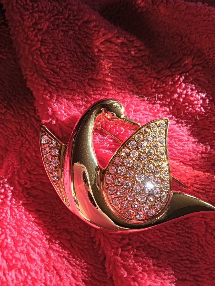 Broche Cigogne 19 Montcuq (46)