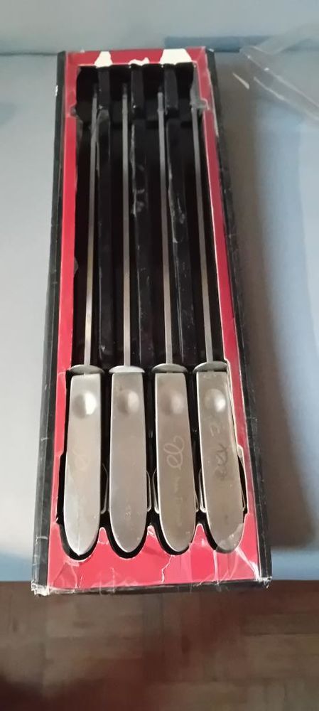 broches en metal barbecue /brassero  jean  da  jamais servi 5 Seyssinet-Pariset (38)