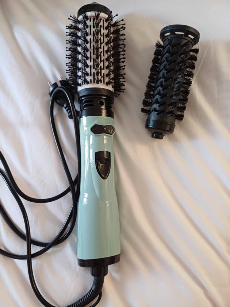 BROSSE A AIR CHAUD ROTATIVE NEUVE 20 Tarbes (65)