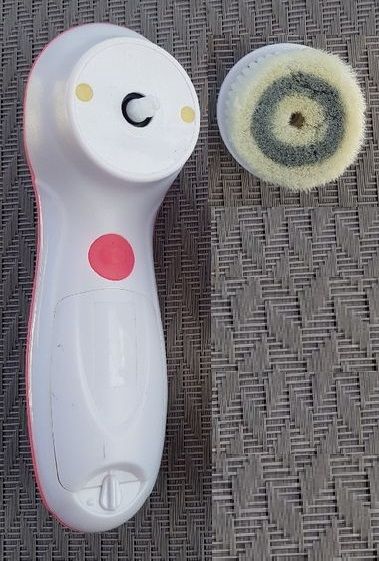 Brosse nettoyante visage �lectrique 5 Beauchamp (95)