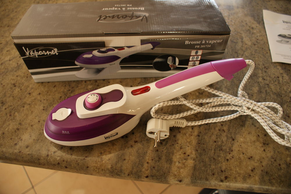 Brosse vapeur neuve 20 Villebois (01)