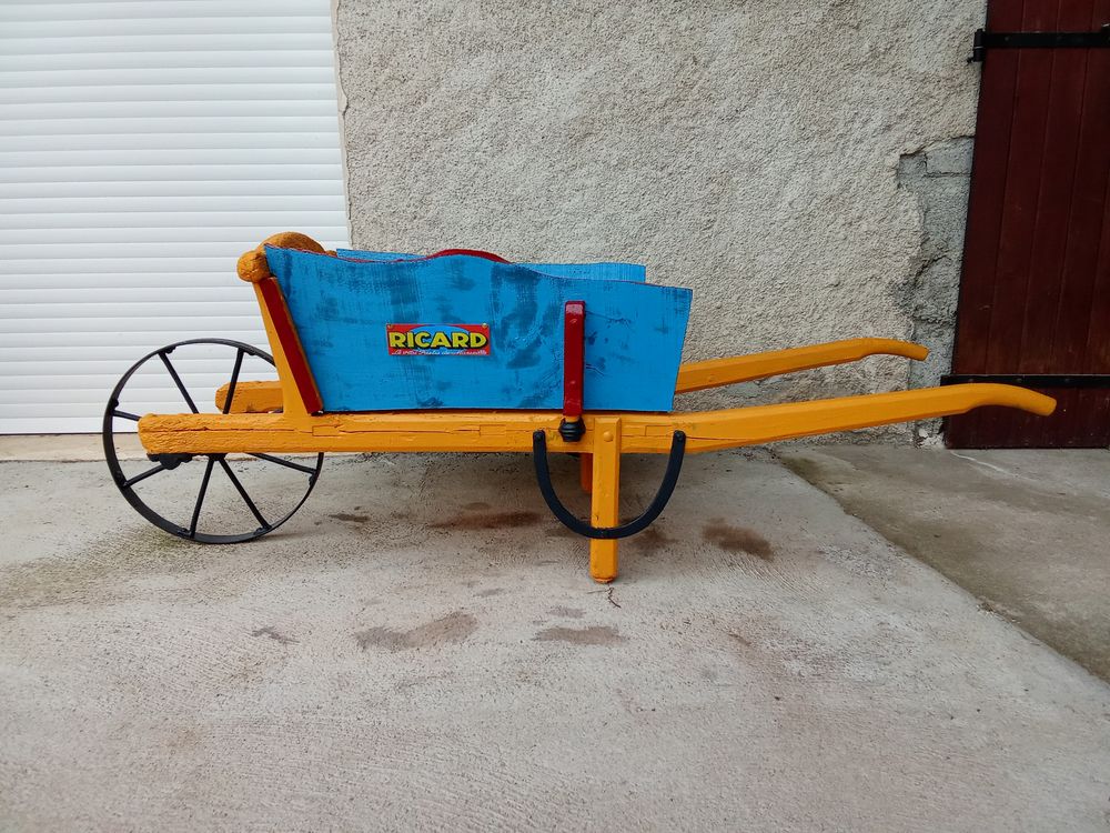 Brouette � bras en bois 120 Cormoranche-sur-Sa�ne (01)
