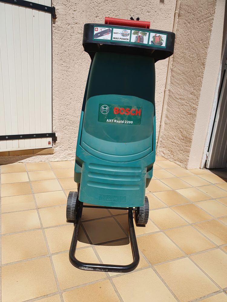 Broyeur Bosh 2200W 125 Villeneuve (04)