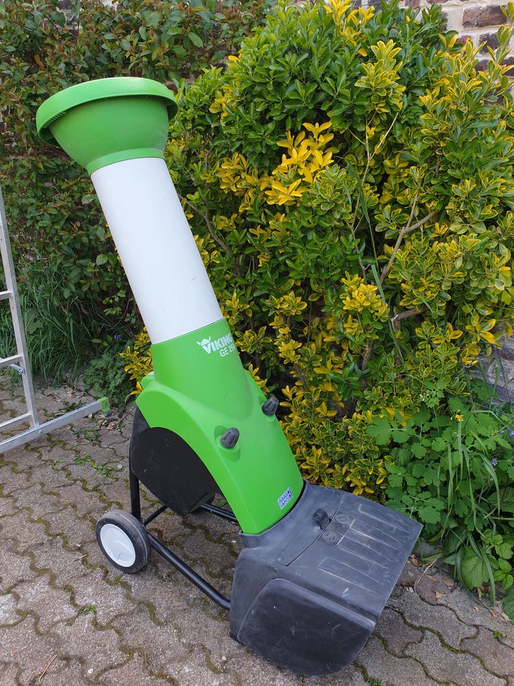 BROYEUR POUR BRANCHES 300 Douai (59)