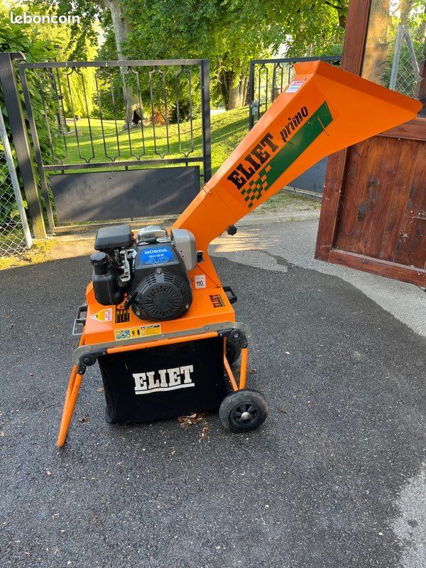 Broyeur thermique a v�g�taux ELIET 700 Usinens (74)