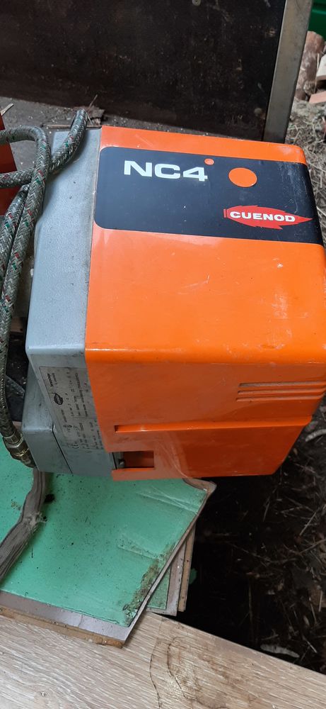 Br�leur pour chaudi�re. 120 Saint-Etienne (42)