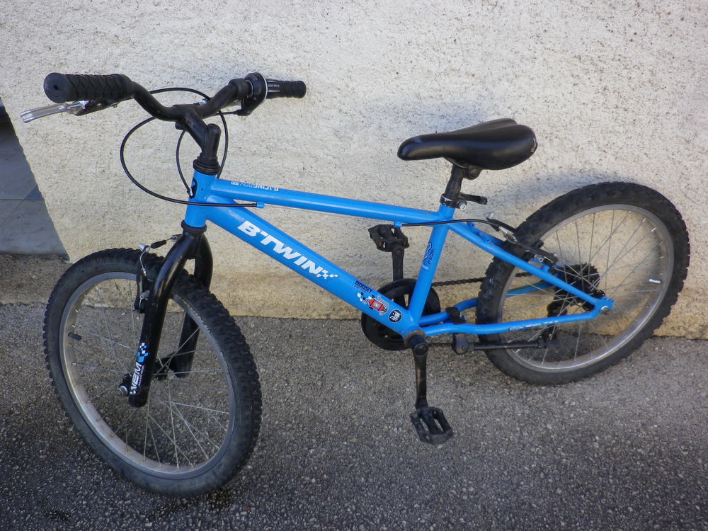 VTT Btwin Racing Boy 300 0 Chaussin (39)