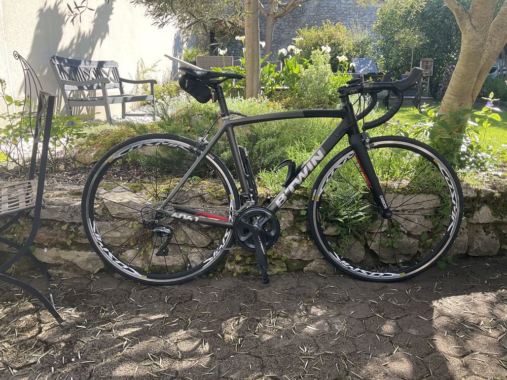 BTWIN ULTRA 920 AF taille S 600 Valence-en-Brie (77)