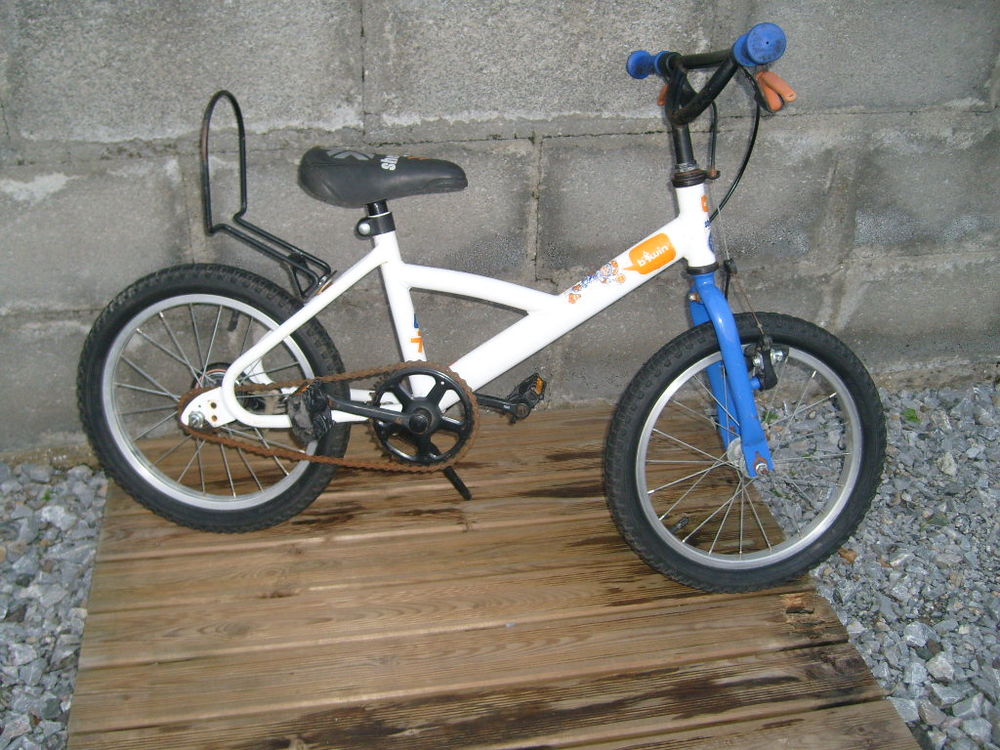 Btwin16 pouces D�cathlon 50 Varades (44)