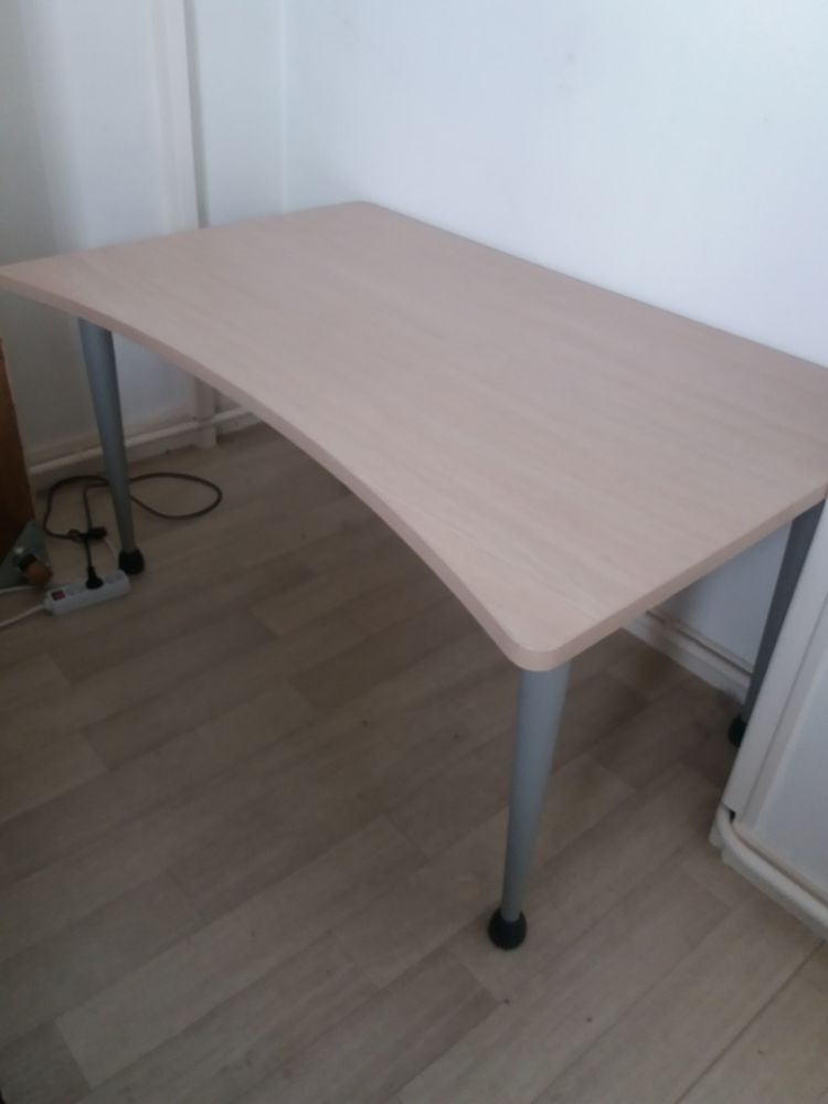 bueau + fauteuil 140 Laval (53)