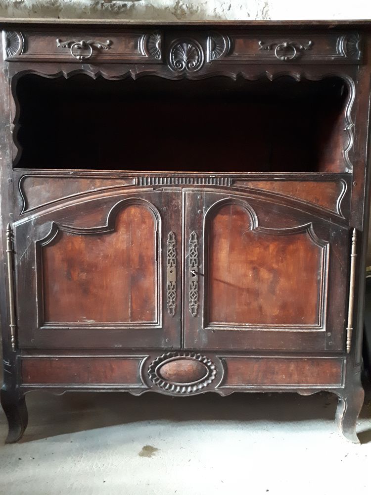 Buffet ancien 350 Bourron-Marlotte (77)