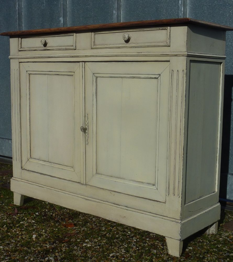 Buffet ancien
290 Saint-M�dard-en-Jalles (33)