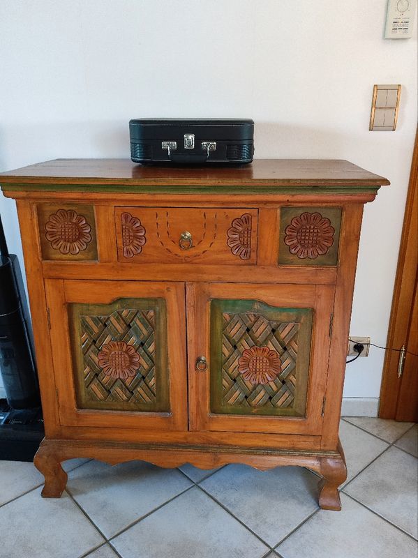 Buffet d'appoint en tec 160 Sarreguemines (57)