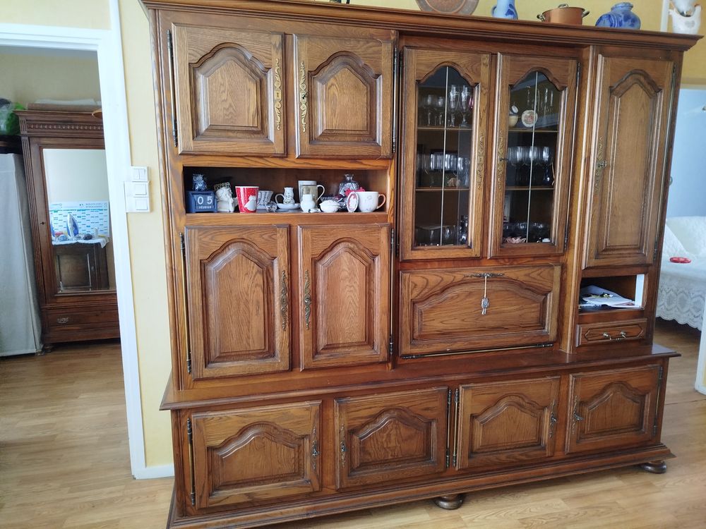 Buffet bahut ancien 90 Le Puy-en-Velay (43)