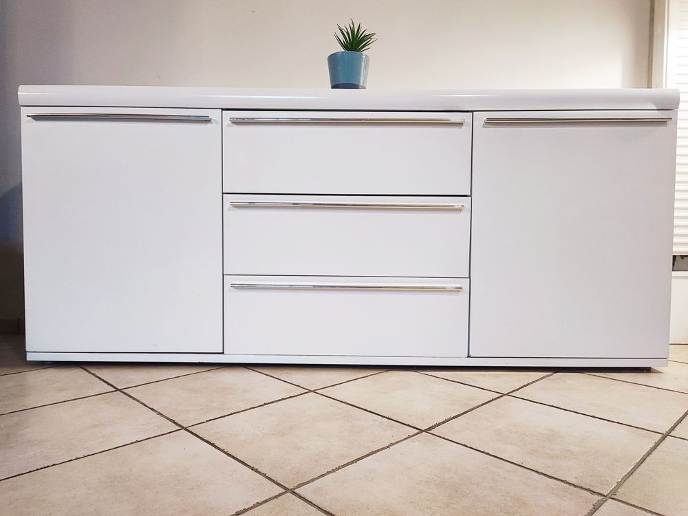 Buffet blanc laqu� 230 Domont (95)
